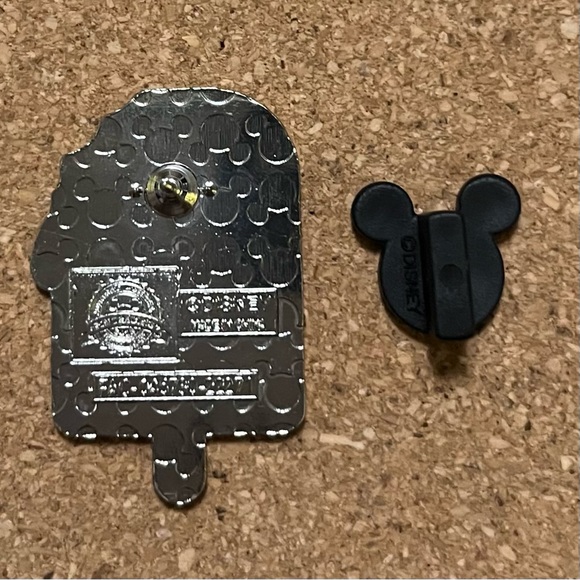 Disney Parks Trading Pin Ice Cream Popsicle Mystery Pack Pluto Brand New opened - Picture 2 of 2